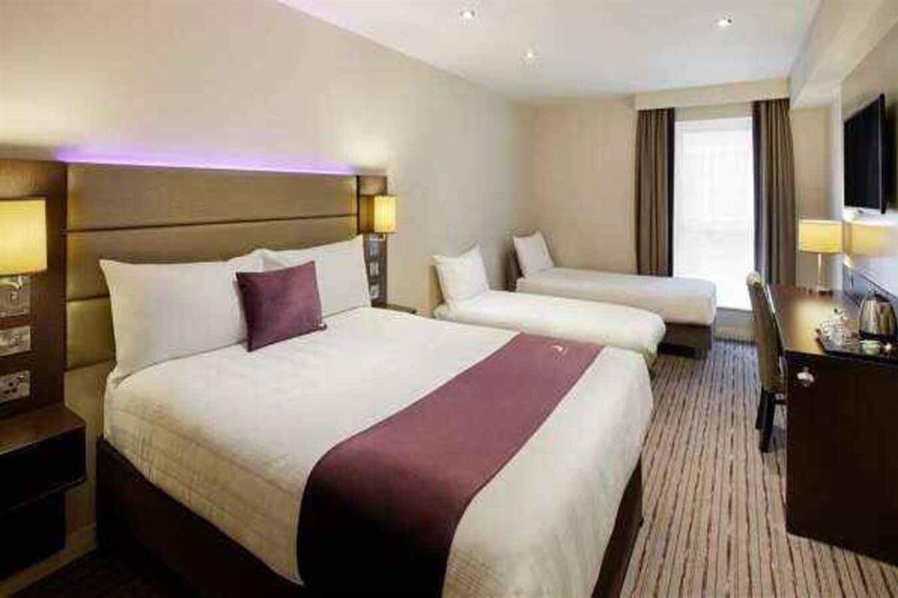 Premier Inn Oxford Botley Exterior photo